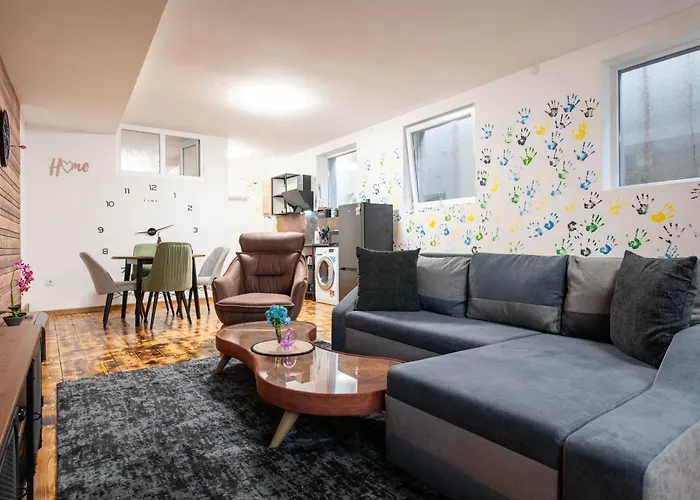 Sea Peace With Free Parking Apartment *