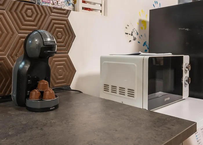 Sea Peace With Free Parking Apartment